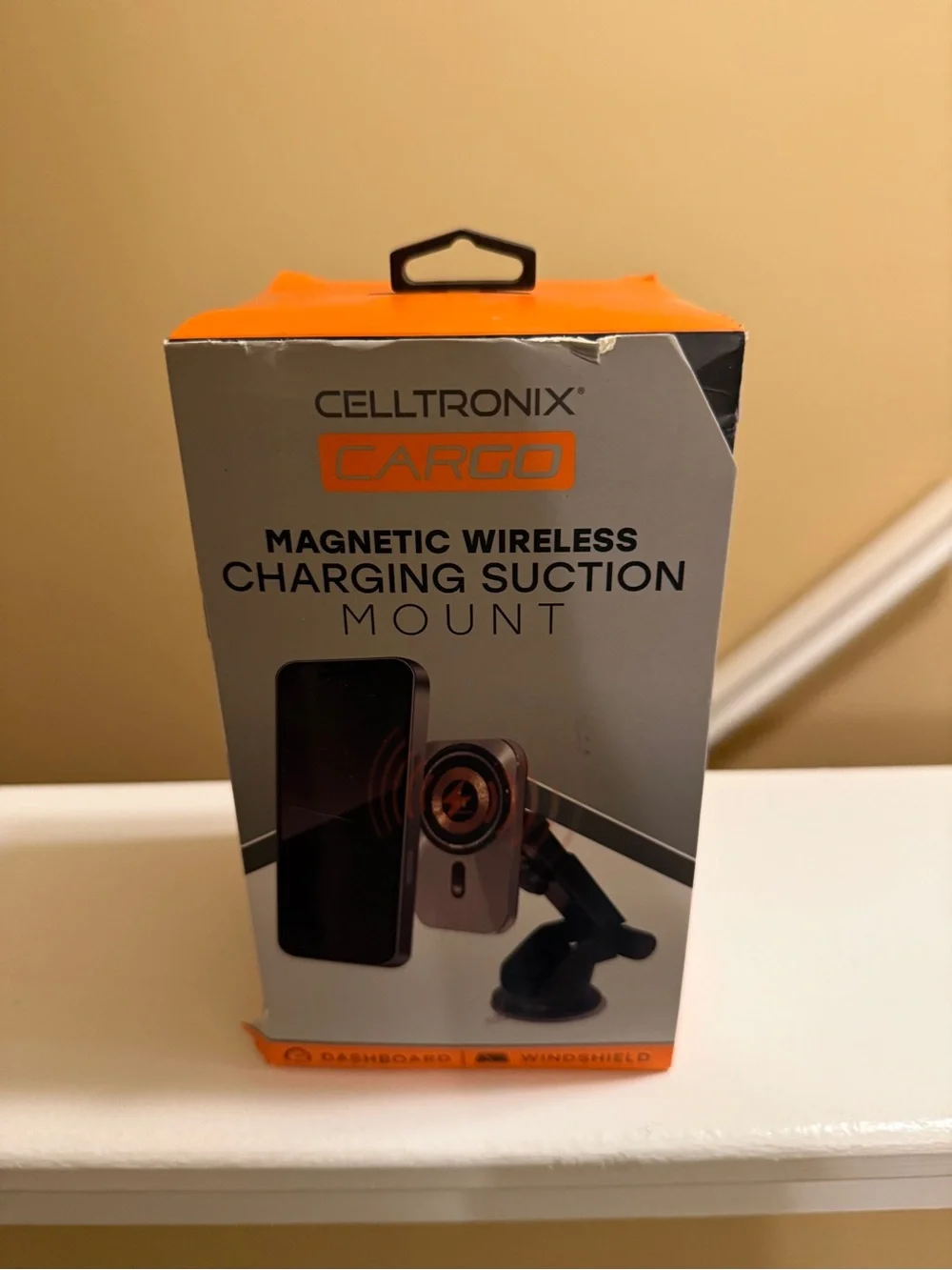 Cargo Magnetic Wireless Charging Suction Mount - Orange/Black